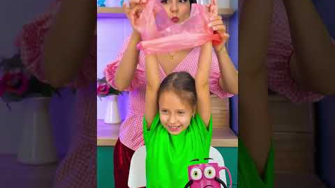 The Ultimate Parenting Hack to Keep Those Shirts Spotless! 🤯🍦 #parenting